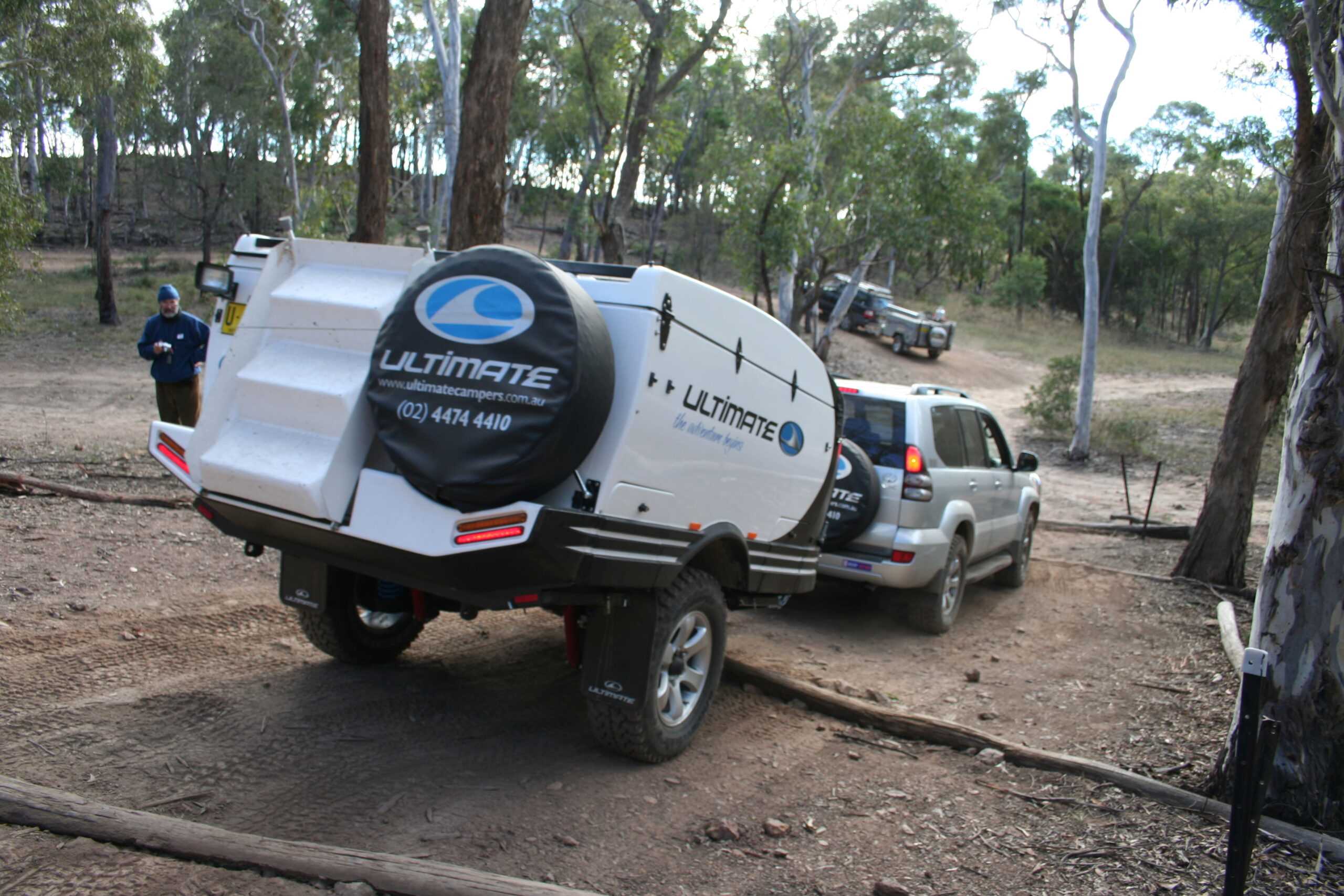 4WD with camper trailer going down hill