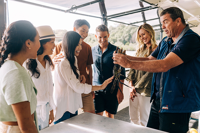 Catch A Crab, West Tweed Heads. Image Credit: Destination NSW
